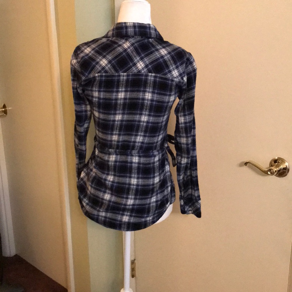 Plaid flannel top - Picture 3 of 3